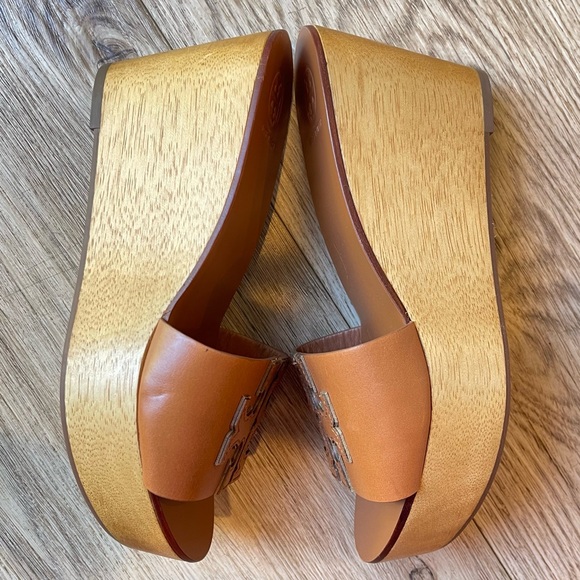 Tory Burch • Patty Leather Platform Wedge size 5.5 - Picture 3 of 10